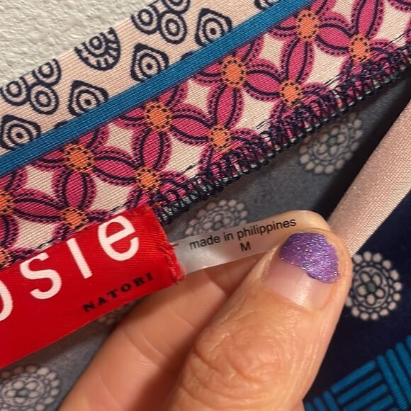 JOSIE by Natori woman’s multi colored swimsuit coverup - Picture 8 of 10